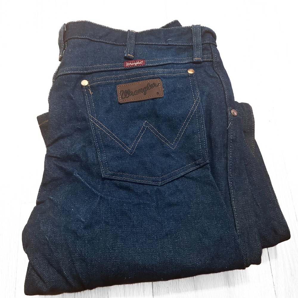 Wrangler Blue Jeans Classic Dark Denim